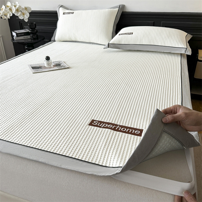 91家纺网 家纺一手货源 找家纺 笙意家纺 2025新款A类PE华夫格豆豆凉感软席-雅克系列 雅克-柔光白