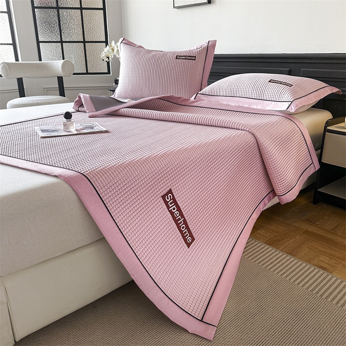 91家纺网 家纺一手货源 找家纺 笙意家纺 2025新款A类PE华夫格豆豆凉感软席-雅克系列 雅克-清新粉