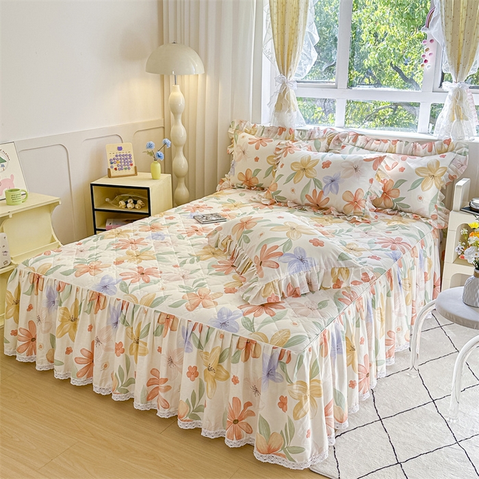 91家纺网 家纺一手货源 找家纺 忘忧草 2025新款全棉印花花边被套单件纯棉 云裳花谷