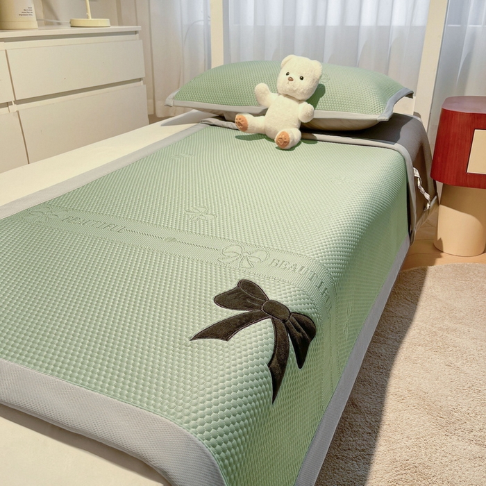 91家纺网 家纺一手货源 找家纺 （总）爱思凯家纺 2025新款【学生】PE冰豆豆凉席-绮梦系列-床席款