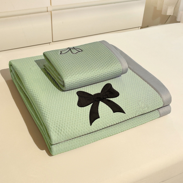 91家纺网 家纺一手货源 找家纺 （总）爱思凯家纺 2025新款【学生】PE冰豆豆凉席-绮梦系列-床席款