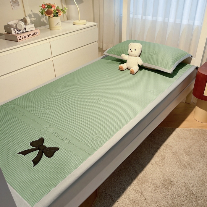 91家纺网 家纺一手货源 找家纺 （总）爱思凯家纺 2025新款【学生】PE冰豆豆凉席-绮梦系列-床席款