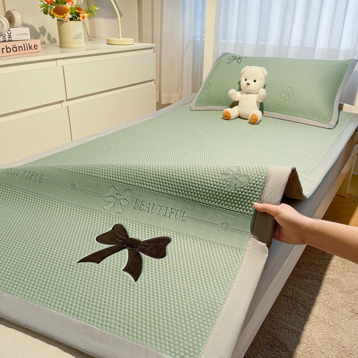 91家纺网 家纺一手货源 找家纺 （总）爱思凯家纺 2025新款【学生】PE冰豆豆凉席-绮梦系列-床席款