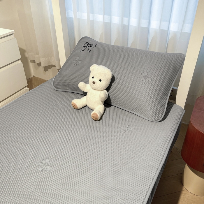 91家纺网 家纺一手货源 找家纺 （总）爱思凯家纺 2025新款【学生】PE冰豆豆凉席-绮梦系列-床笠款