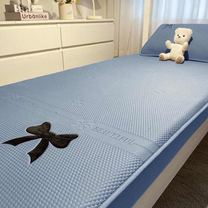 91家纺网 家纺一手货源 找家纺 （总）爱思凯家纺 2025新款【学生】PE冰豆豆凉席-绮梦系列-床笠款