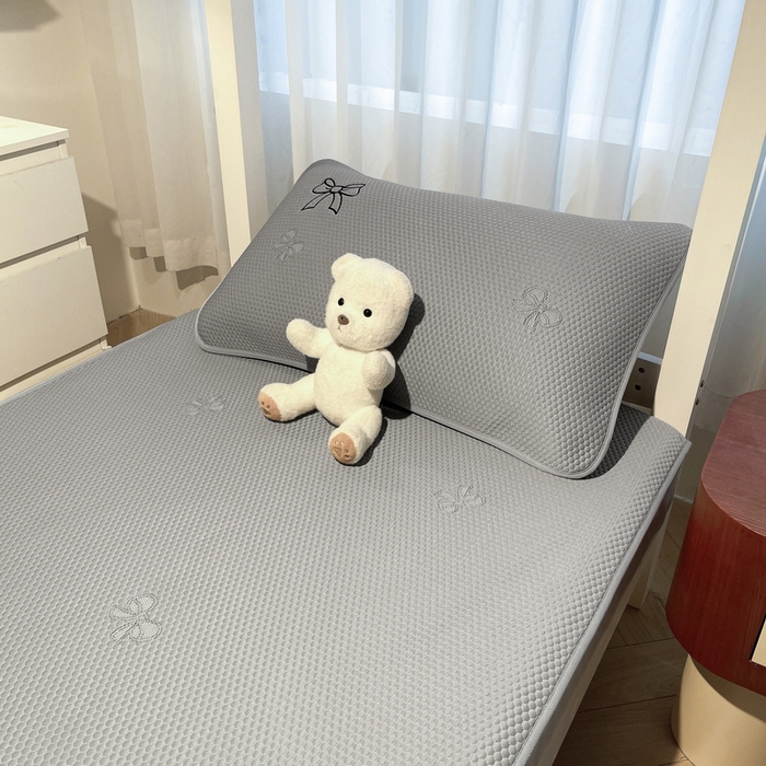 91家纺网 家纺一手货源 找家纺 （总）爱思凯家纺 2025新款【学生】PE冰豆豆凉席-绮梦系列-床笠款