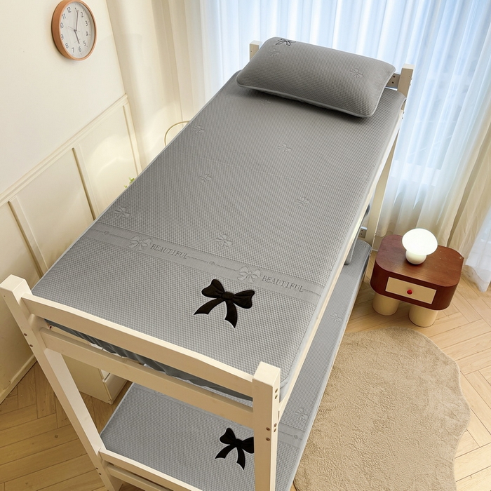 91家纺网 家纺一手货源 找家纺 （总）爱思凯家纺 2025新款【学生】PE冰豆豆凉席-绮梦系列-床笠款