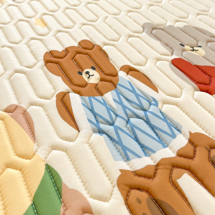 91家纺网 家纺一手货源 找家纺 川悦生活 2025新款大阪宿舍凉感丝凉席 奶呼小熊