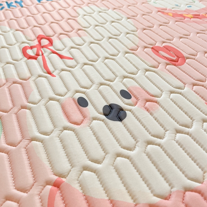 91家纺网 家纺一手货源 找家纺 川悦生活 2025新款大阪宿舍凉感丝凉席 蜜心奶团