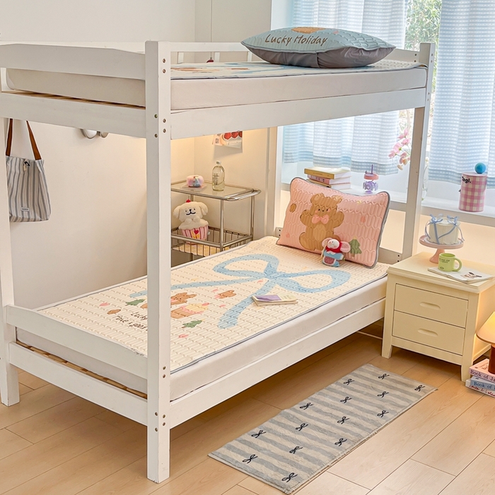 川悦生活 2025新款大阪宿舍凉感丝凉席 蛋糕奶熊