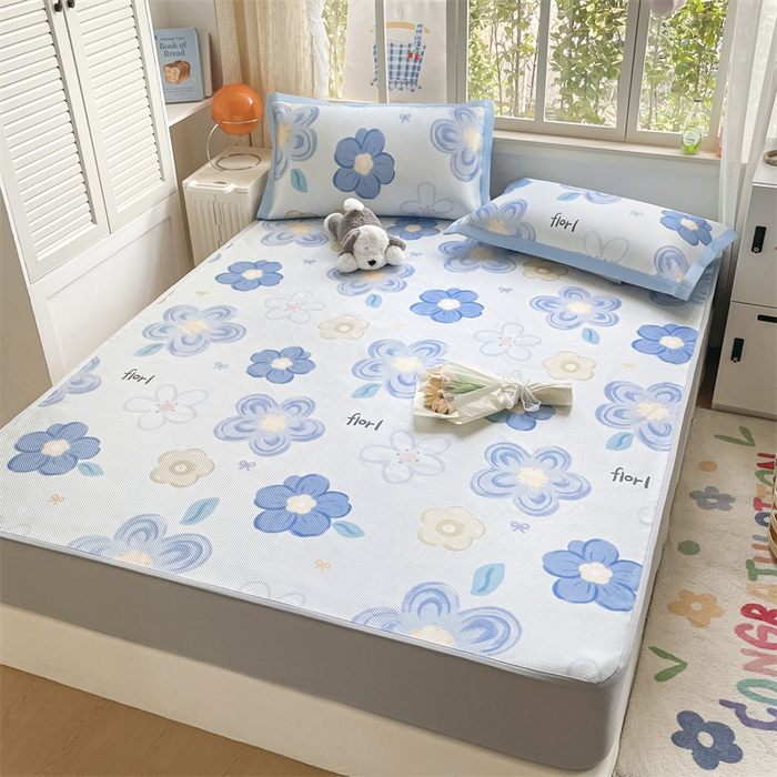 91家纺网 家纺一手货源 找家纺 美澳家纺 2025新款数码印花冰藤席凉席三件套床笠款凉席三件套 花漾星辰