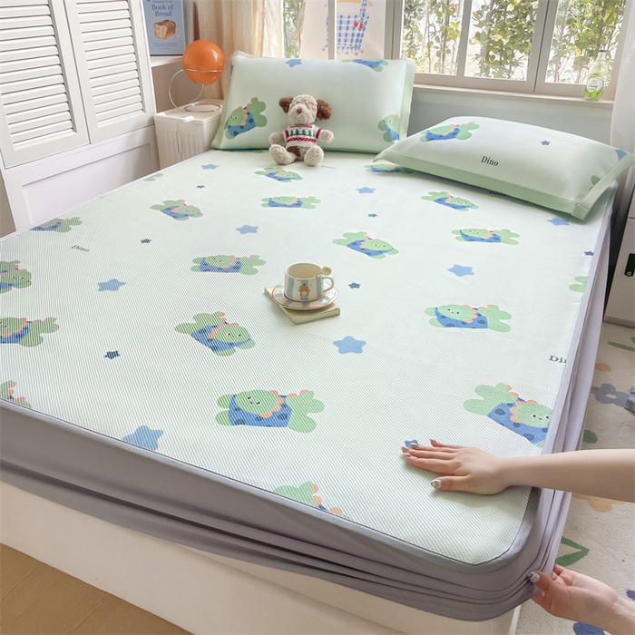 91家纺网 家纺一手货源 找家纺 美澳家纺 2025新款数码印花冰藤席凉席三件套床笠款凉席三件套 恐龙派对