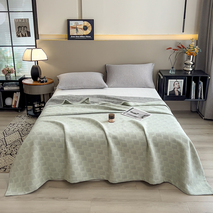 91家纺网 家纺一手货源 找家纺 世纪绒品 2025新款A类全棉纯棉三层纱多功能毛巾被盖毯床单夏被夏凉被空调被 莫奈-淡绿