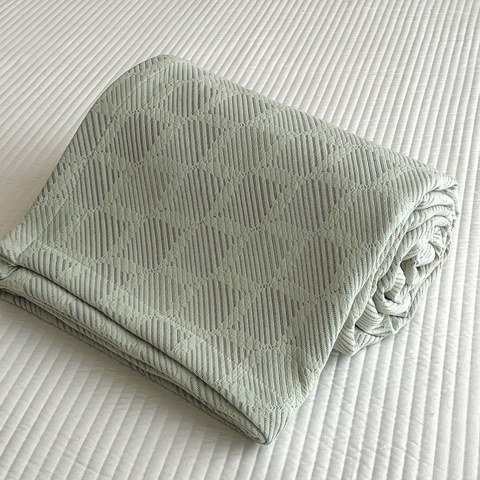 91家纺网 家纺一手货源 找家纺 世纪绒品 2025新款A类全棉纯棉三层纱多功能毛巾被盖毯床单夏被夏凉被空调被 莫奈-淡绿