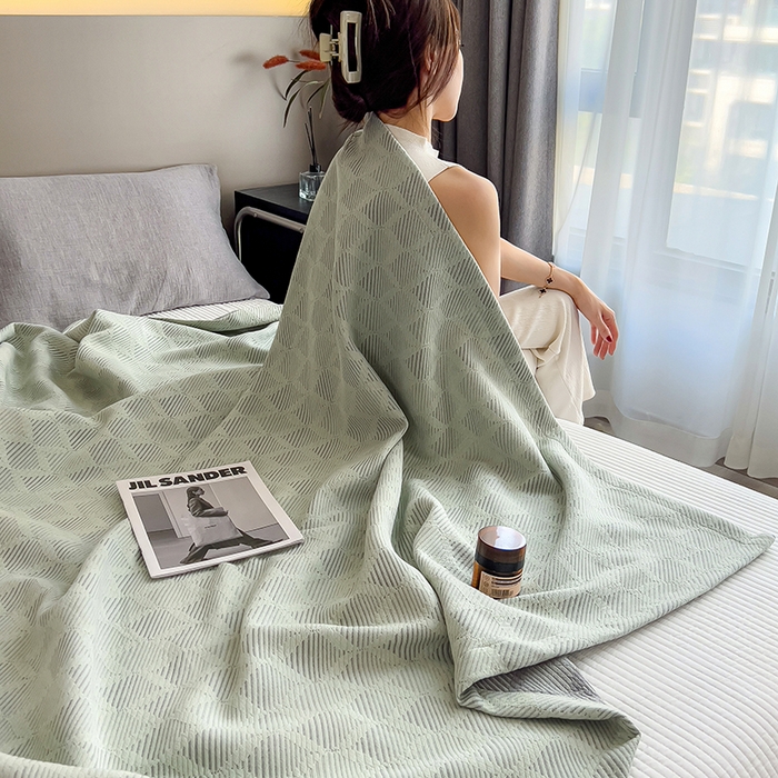 91家纺网 家纺一手货源 找家纺 世纪绒品 2025新款A类全棉纯棉三层纱多功能毛巾被盖毯床单夏被夏凉被空调被 莫奈-淡绿