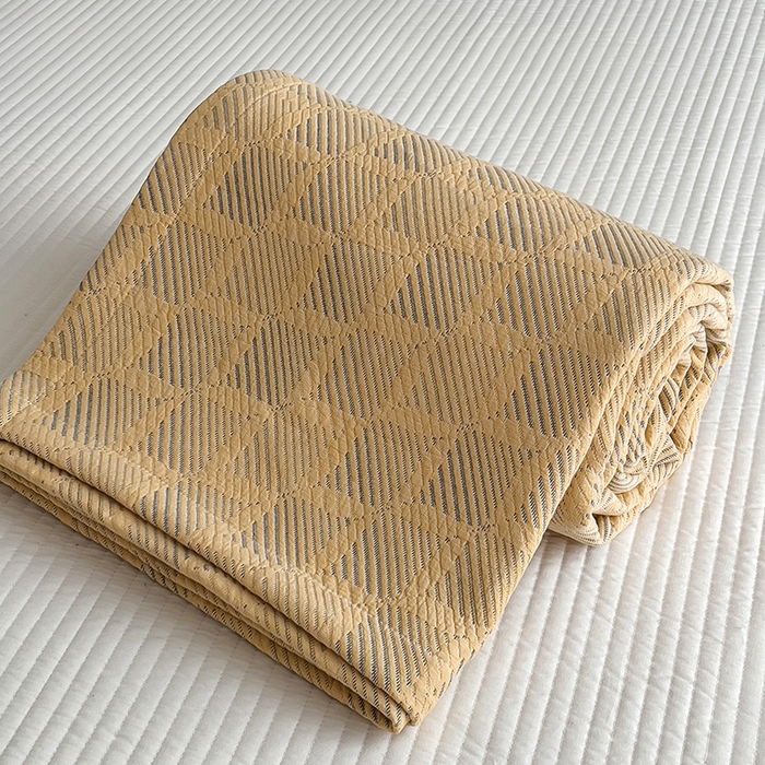 91家纺网 家纺一手货源 找家纺 世纪绒品 2025新款A类全棉纯棉三层纱多功能毛巾被盖毯床单夏被夏凉被空调被 莫奈-黄