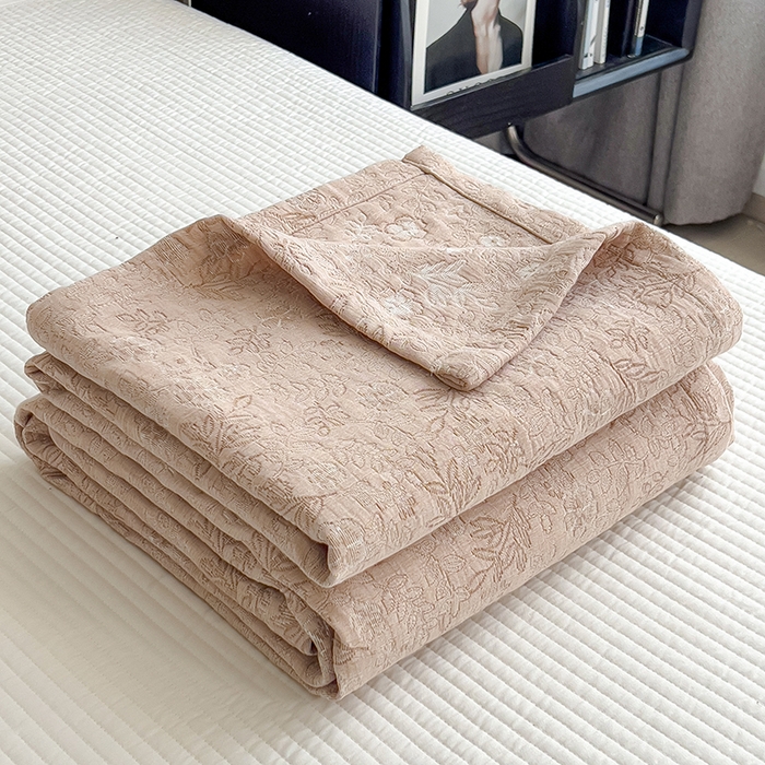 91家纺网 家纺一手货源 找家纺 世纪绒品 2025新款A类全棉纯棉三层纱多功能毛巾被盖毯床单夏被夏凉被空调被 秋韵-咖