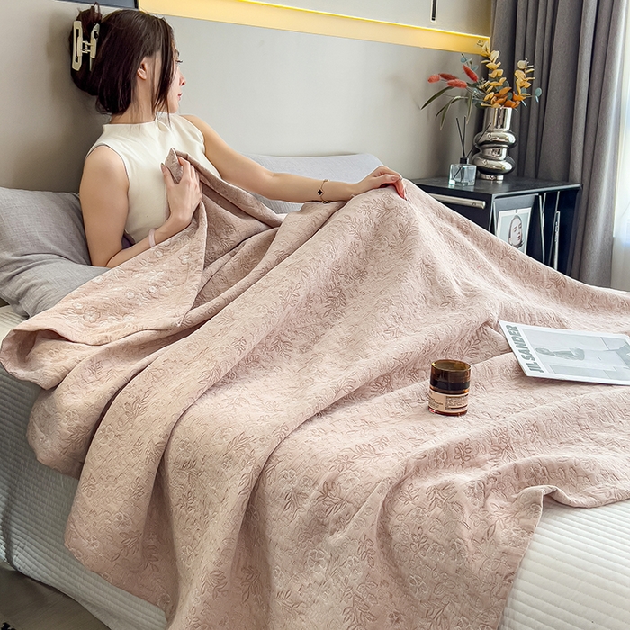 91家纺网 家纺一手货源 找家纺 世纪绒品 2025新款A类全棉纯棉三层纱多功能毛巾被盖毯床单夏被夏凉被空调被 秋韵-咖