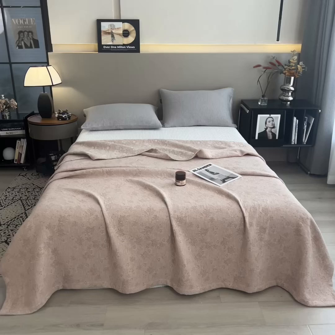 91家纺网 家纺一手货源 找家纺 世纪绒品 2025新款A类全棉纯棉三层纱多功能毛巾被盖毯床单夏被夏凉被空调被 秋韵-咖