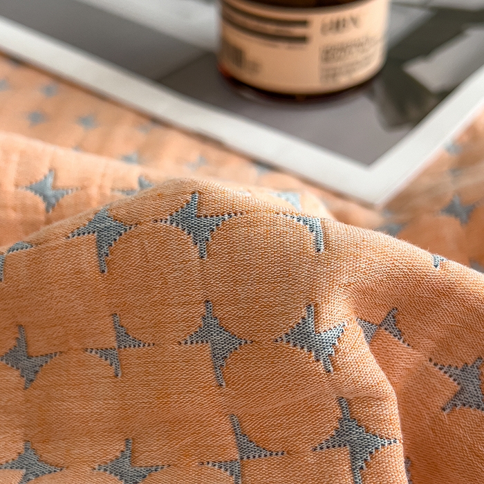 91家纺网 家纺一手货源 找家纺 世纪绒品 2025新款A类全棉纯棉三层纱多功能毛巾被盖毯床单夏被夏凉被空调被 时光-橙粉