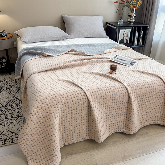 91家纺网 家纺一手货源 找家纺 世纪绒品 2025新款A类全棉纯棉三层纱多功能毛巾被盖毯床单夏被夏凉被空调被 时光-浅咖