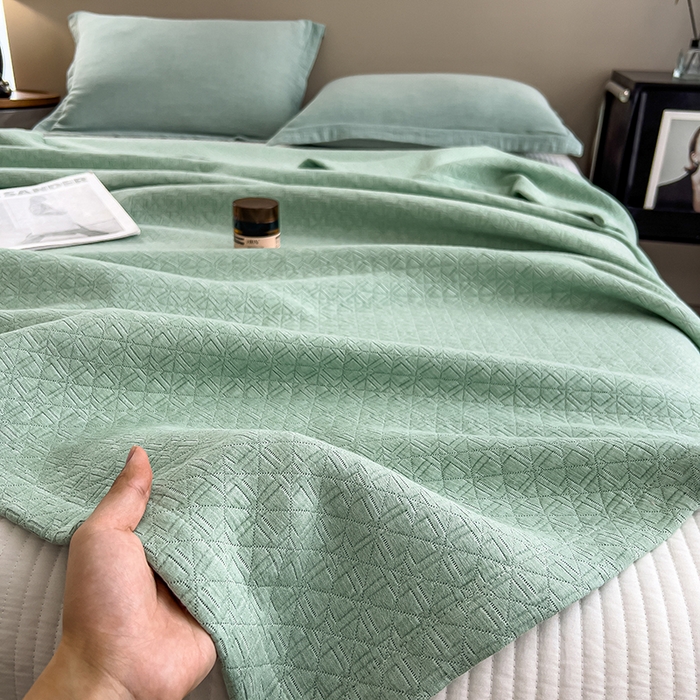 91家纺网 家纺一手货源 找家纺 世纪绒品 2025新款A类全棉纯棉三层纱多功能毛巾被盖毯床单夏被夏凉被空调被 素影-绿