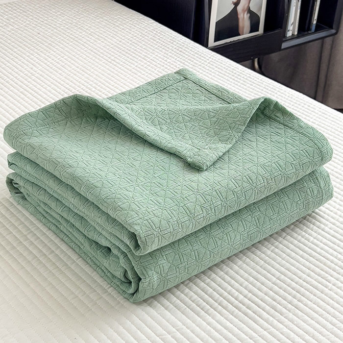 91家纺网 家纺一手货源 找家纺 世纪绒品 2025新款A类全棉纯棉三层纱多功能毛巾被盖毯床单夏被夏凉被空调被 素影-绿