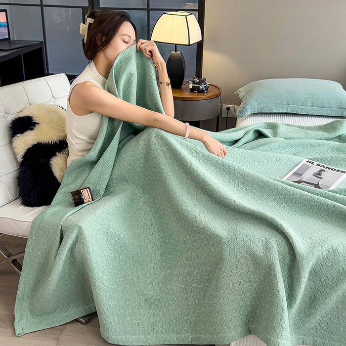 91家纺网 家纺一手货源 找家纺 世纪绒品 2025新款A类全棉纯棉三层纱多功能毛巾被盖毯床单夏被夏凉被空调被 素影-绿