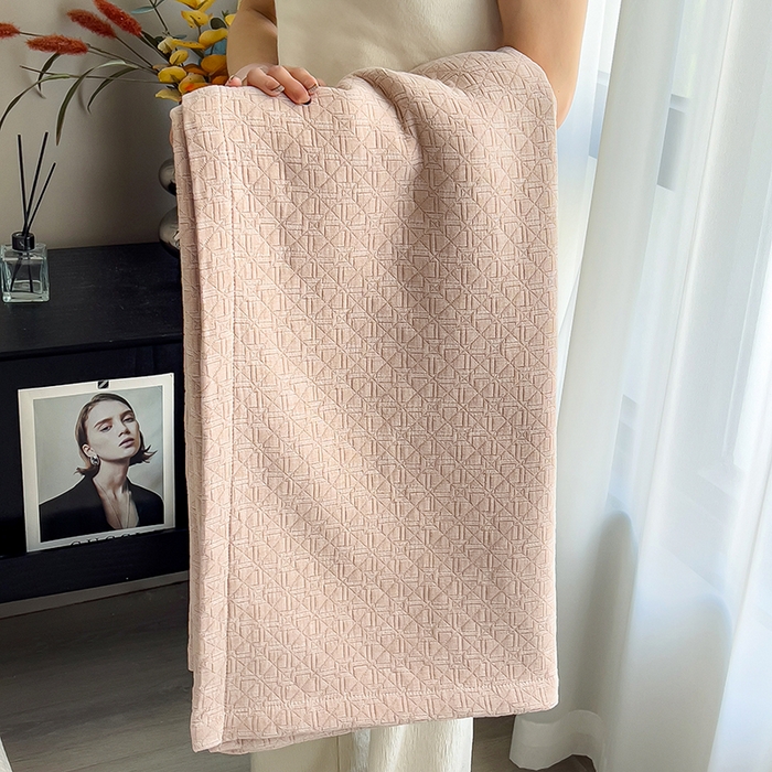 91家纺网 家纺一手货源 找家纺 世纪绒品 2025新款A类全棉纯棉三层纱多功能毛巾被盖毯床单夏被夏凉被空调被 素影-浅咖