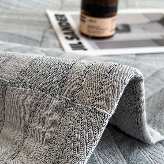 91家纺网 家纺一手货源 找家纺 世纪绒品 2025新款A类全棉纯棉三层纱多功能毛巾被盖毯床单夏被夏凉被空调被 知意-灰