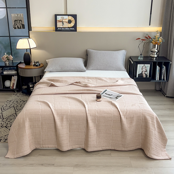 91家纺网 家纺一手货源 找家纺 世纪绒品 2025新款A类全棉纯棉三层纱多功能毛巾被盖毯床单夏被夏凉被空调被 知意-咖