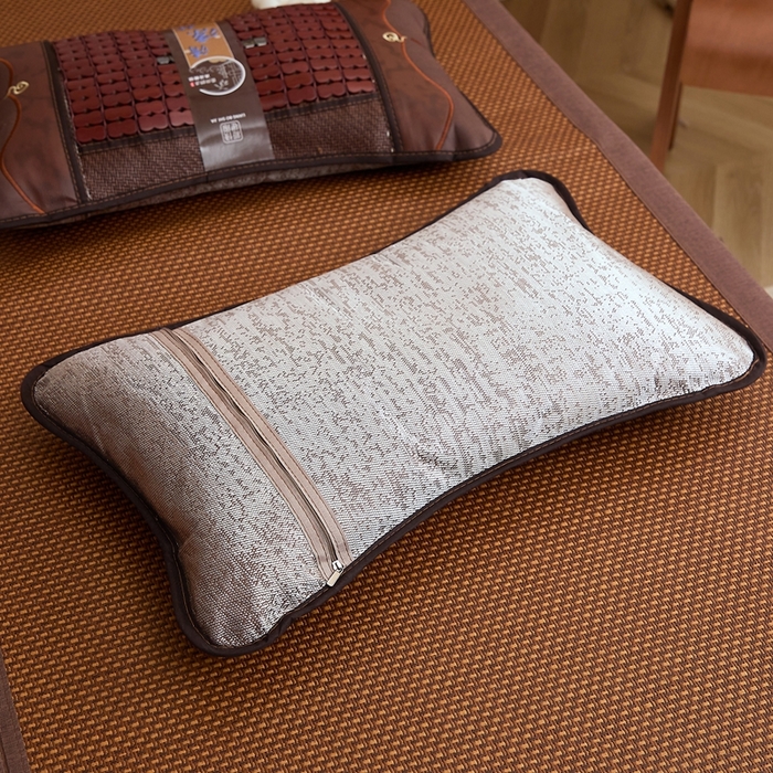 91家纺网 家纺一手货源 找家纺 （总）优波兔 2025新款夏凉枕 精选麻将葫芦丝绣花一体式绣花圆枕（38x58）荞麦壳枕