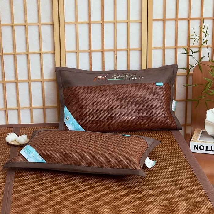 91家纺网 家纺一手货源 找家纺 （总）优波兔 2025新款夏凉枕野山藤大气一体式绣花方角（38x58）荞麦壳枕