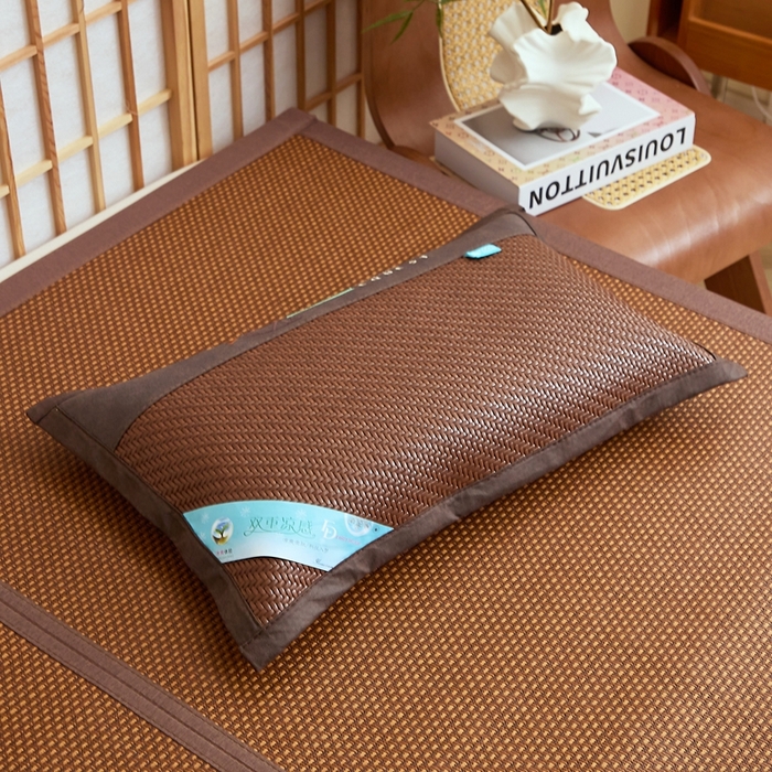 91家纺网 家纺一手货源 找家纺 （总）优波兔 2025新款夏凉枕野山藤大气一体式绣花方角（38x58）荞麦壳枕