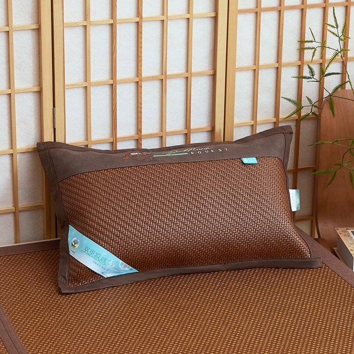 91家纺网 家纺一手货源 找家纺 （总）优波兔 2025新款夏凉枕野山藤大气一体式绣花方角（38x58）荞麦壳枕