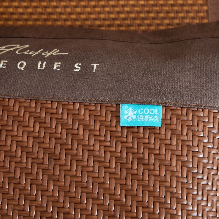 91家纺网 家纺一手货源 找家纺 （总）优波兔 2025新款夏凉枕野山藤大气一体式绣花方角（38x58）荞麦壳枕