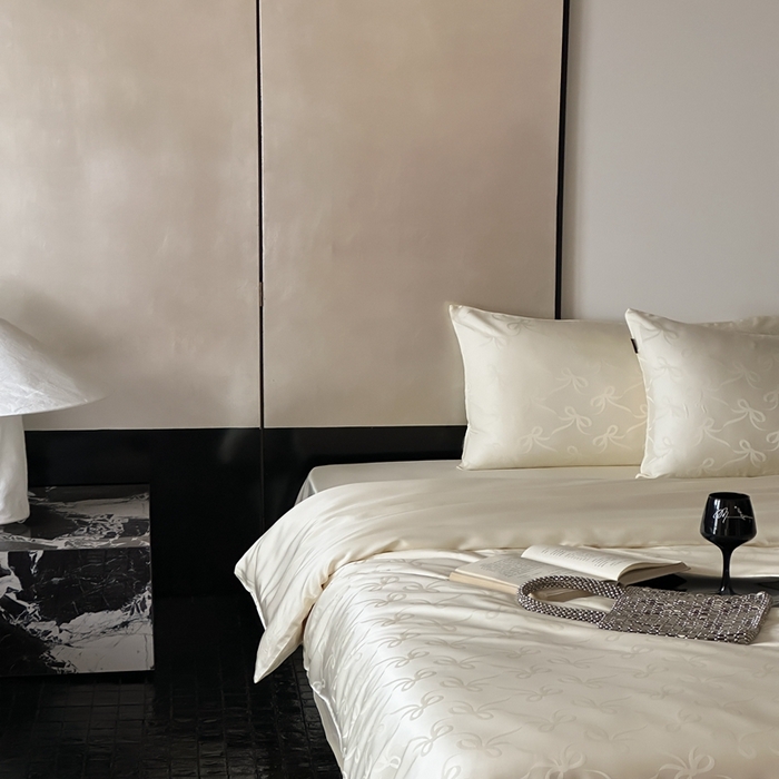 91家纺网 家纺一手货源 找家纺 玉宇阁家居 2025新款60S兰精天丝大提花四件套 半岛茶-奶油色