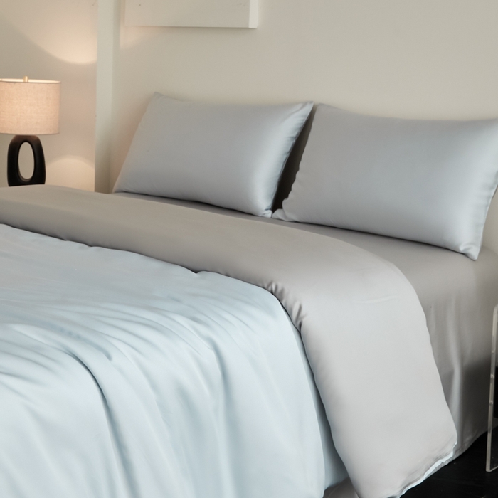 91家纺网 家纺一手货源 找家纺 ONE TWO ONE 121 2025【新款60支进口兰精天丝口袋枕款四件套】双拼四件套床上床品四件套被套床单床笠 清水蓝