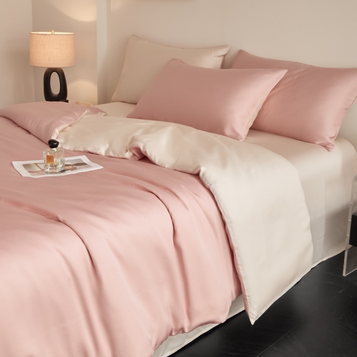 91家纺网 家纺一手货源 找家纺 ONE TWO ONE 121 2025【新款60支进口兰精天丝口袋枕款四件套】双拼四件套床上床品四件套被套床单床笠 妃洛粉