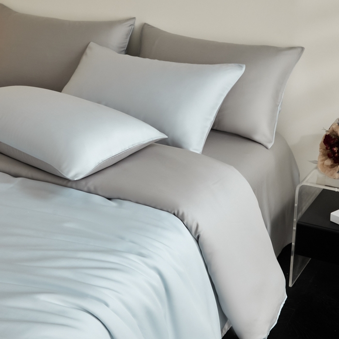 91家纺网 家纺一手货源 找家纺 ONE TWO ONE 121 2025【新款60支进口兰精天丝口袋枕款四件套】双拼四件套床上床品四件套被套床单床笠 清水蓝