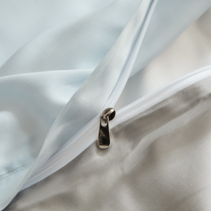 91家纺网 家纺一手货源 找家纺 ONE TWO ONE 121 2025【新款60支进口兰精天丝口袋枕款四件套】双拼四件套床上床品四件套被套床单床笠 清水蓝