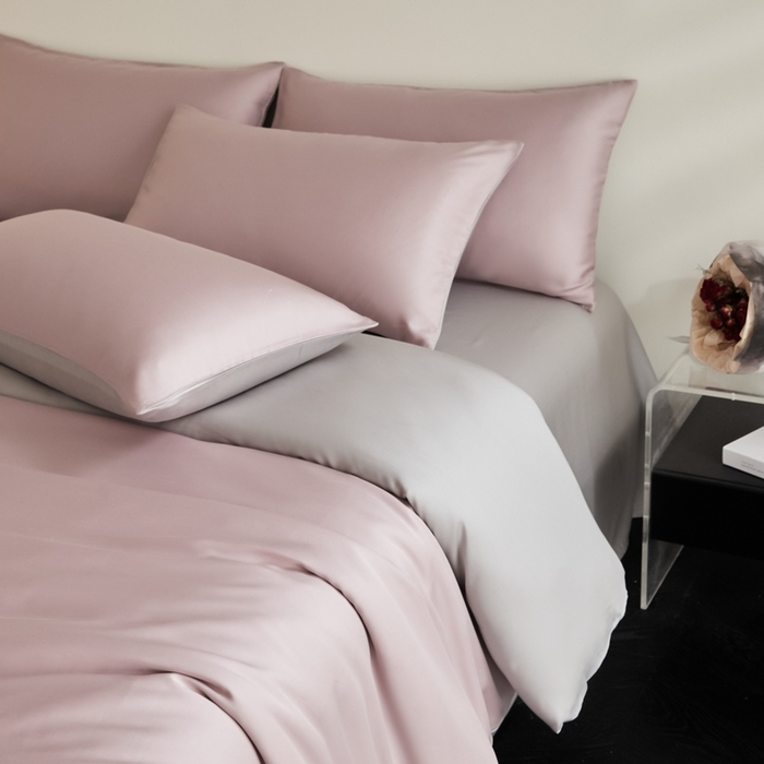 91家纺网 家纺一手货源 找家纺 ONE TWO ONE 121 2025【新款60支进口兰精天丝口袋枕款四件套】双拼四件套床上床品四件套被套床单床笠 温柔紫