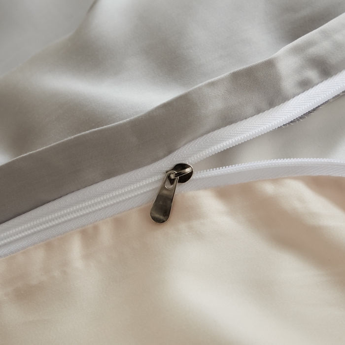 91家纺网 家纺一手货源 找家纺 ONE TWO ONE 121 2025【新款60支进口兰精天丝口袋枕款四件套】双拼四件套床上床品四件套被套床单床笠 慵懒灰