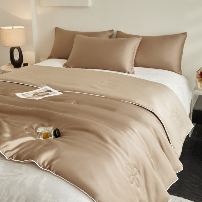 91家纺网 家纺一手货源 找家纺 ONE TWO ONE 121 2025新款天丝夏被夏凉被空调被-清凉与夏系列【填充抗菌纤维有质检】 与夏-可可