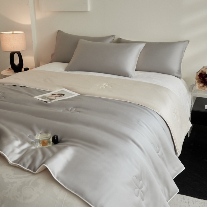 91家纺网 家纺一手货源 找家纺 ONE TWO ONE 121 2025新款天丝夏被夏凉被空调被-清凉与夏系列【填充抗菌纤维有质检】 与夏-米灰