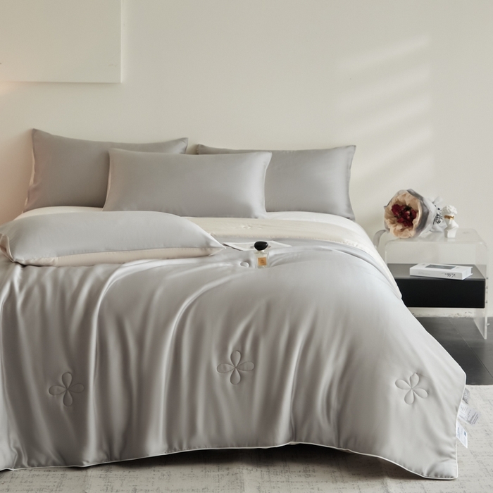 91家纺网 家纺一手货源 找家纺 ONE TWO ONE 121 2025新款天丝夏被夏凉被空调被-清凉与夏系列【填充抗菌纤维有质检】 与夏-米灰