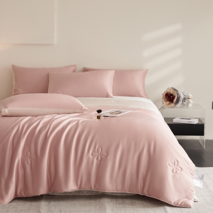 91家纺网 家纺一手货源 找家纺 ONE TWO ONE 121 2025新款天丝夏被夏凉被空调被-清凉与夏系列【填充抗菌纤维有质检】 与夏-蜜粉