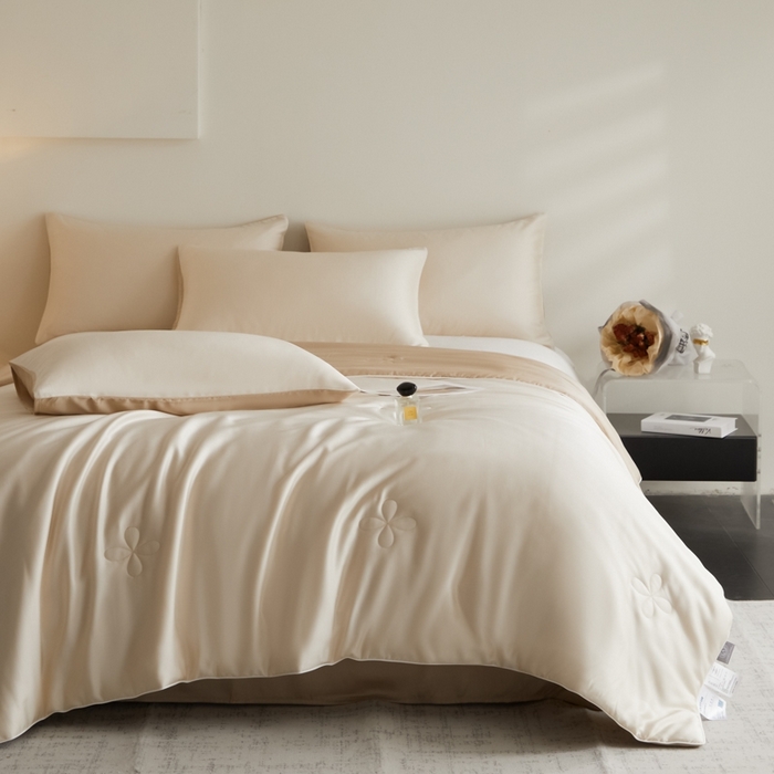 91家纺网 家纺一手货源 找家纺 ONE TWO ONE 121 2025新款天丝夏被夏凉被空调被-清凉与夏系列【填充抗菌纤维有质检】 与夏-松白