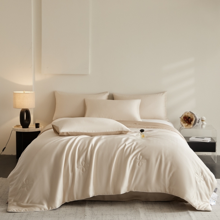 91家纺网 家纺一手货源 找家纺 ONE TWO ONE 121 2025新款天丝夏被夏凉被空调被-清凉与夏系列【填充抗菌纤维有质检】 与夏-松白