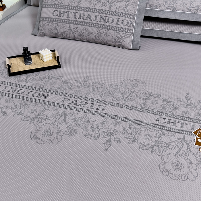 91家纺网 家纺一手货源 找家纺 小牛席业 2025新款蔷薇冷感豆豆席系列（床笠款）凉席藤席冰藤双面席冰丝席竹席凉席空调席草席三件套 灰色